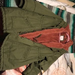 Olive green army jacket lined